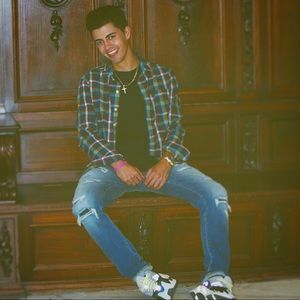 Meet your Posher, Jackson